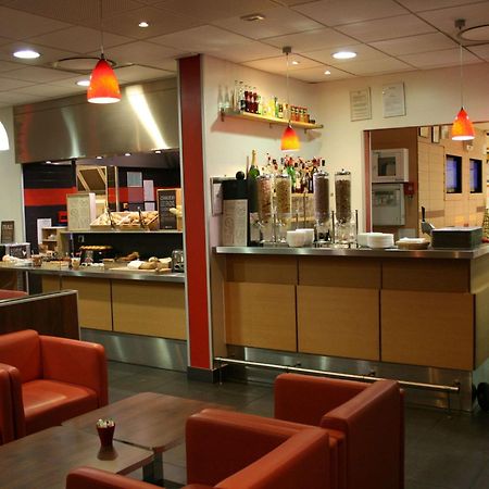 Ibis Lyon Sud Chasse Sur Rhone Hotel Bagian luar foto