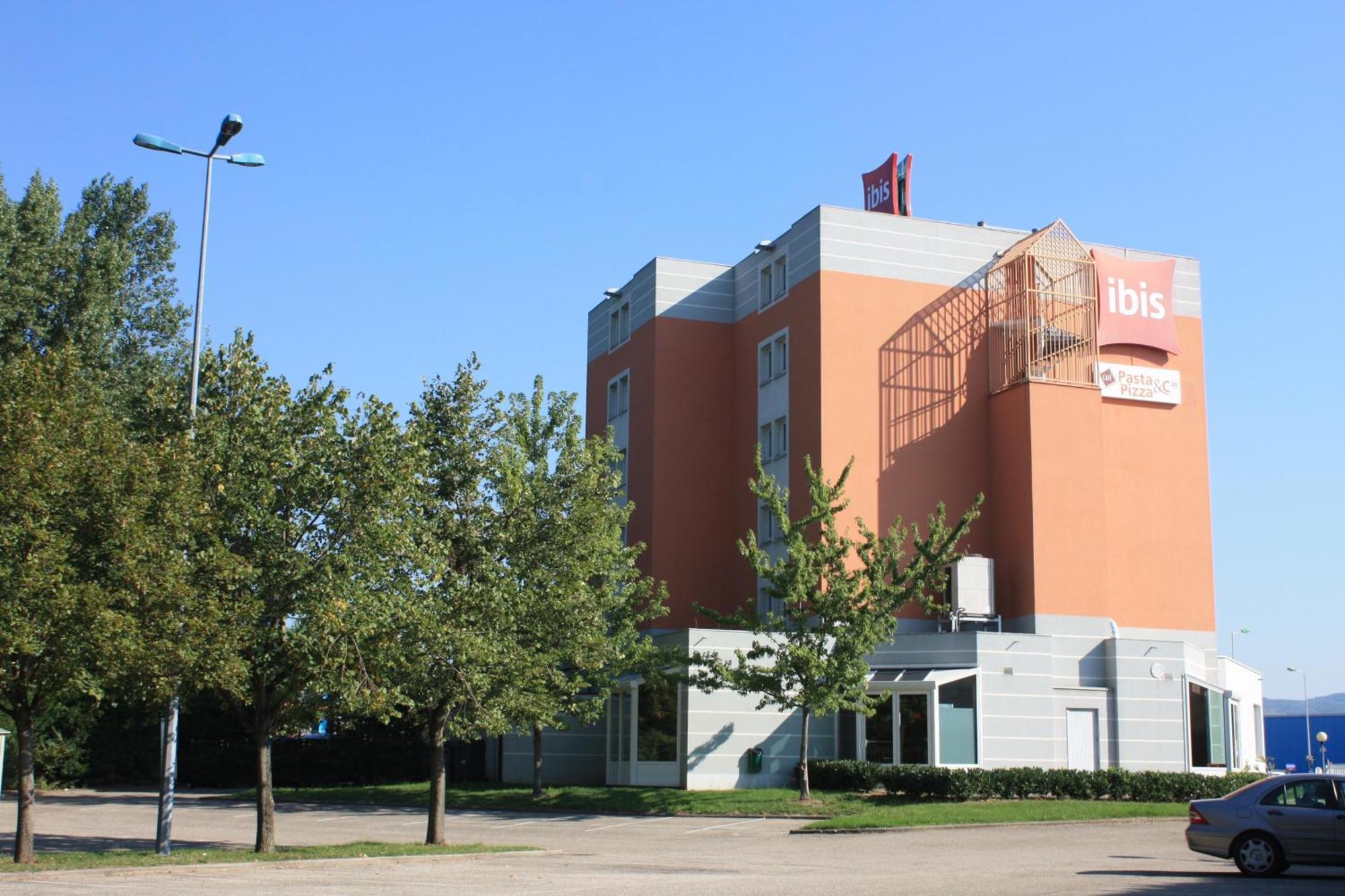 Ibis Lyon Sud Chasse Sur Rhone Hotel Bagian luar foto