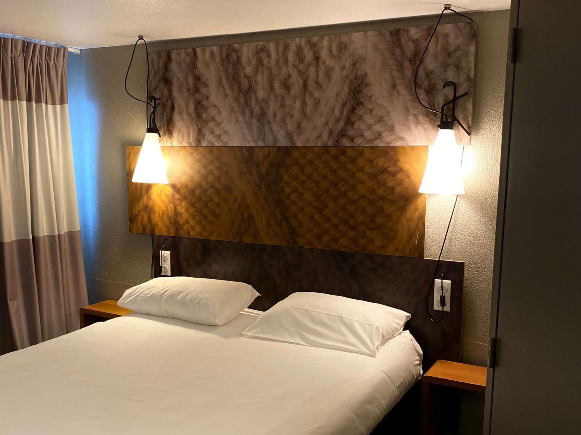 Ibis Lyon Sud Chasse Sur Rhone Hotel Bagian luar foto