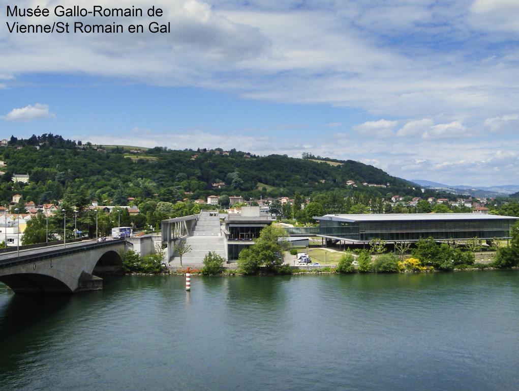 Ibis Lyon Sud Chasse Sur Rhone Hotel Bagian luar foto