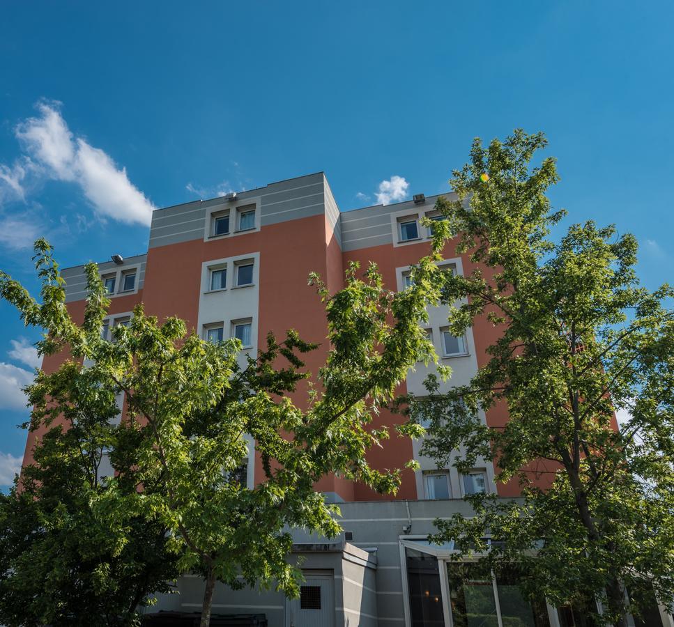 Ibis Lyon Sud Chasse Sur Rhone Hotel Bagian luar foto